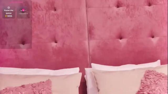 Image 2 of emilycolle_ Stream on Chaturbate on 20 days ago