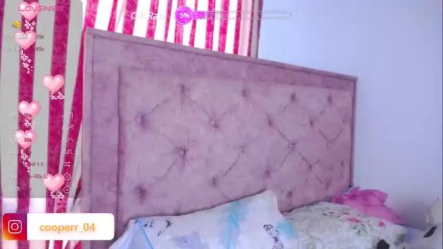Image 8 of emilycooper_26 Stream on Chaturbate on 15 months ago