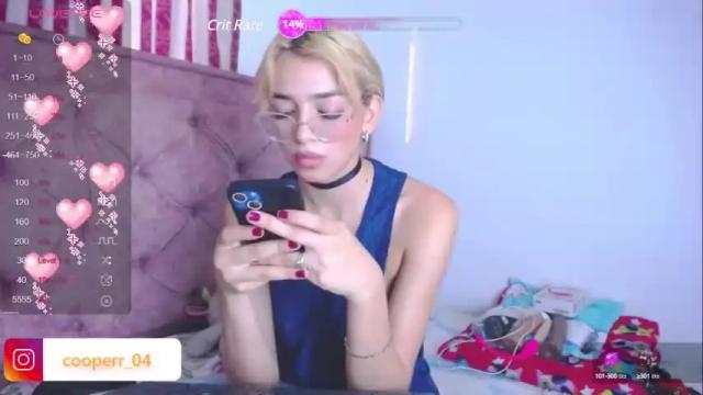 Image 6 of emilycooper_26 Stream on Chaturbate on 15 months ago