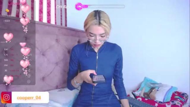 Image 8 of emilycooper_26 Stream on Chaturbate on 15 months ago