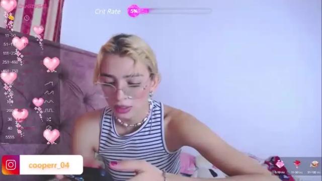 Image 10 of emilycooper_26 Stream on Chaturbate on 15 months ago