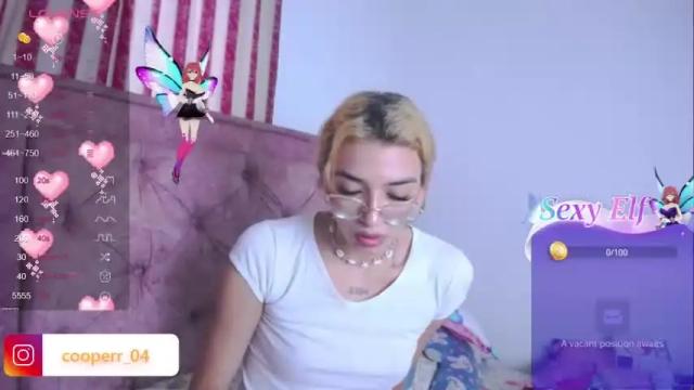 Image 8 of emilycooper_26 Stream on Chaturbate on 14 months ago