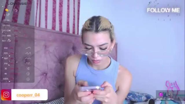 Thumbnail 2, emilycooper_26's Stream at Chaturbate, 14 months ago