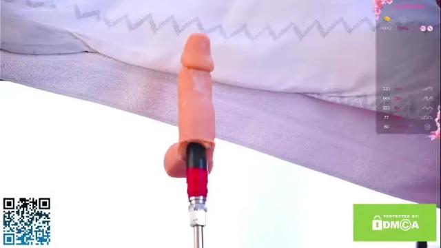 Image 8 of emilyfinne Stream on Chaturbate on 2 days ago