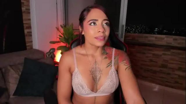 Image 6 of emilyfitness8 Stream on Chaturbate on 1 month ago