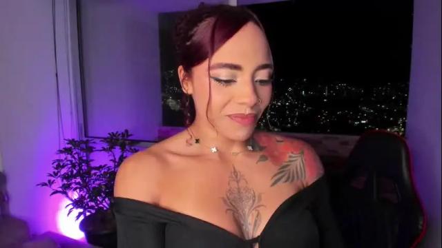 Image 7 of emilyfitness8 Stream on Chaturbate on 2 months ago
