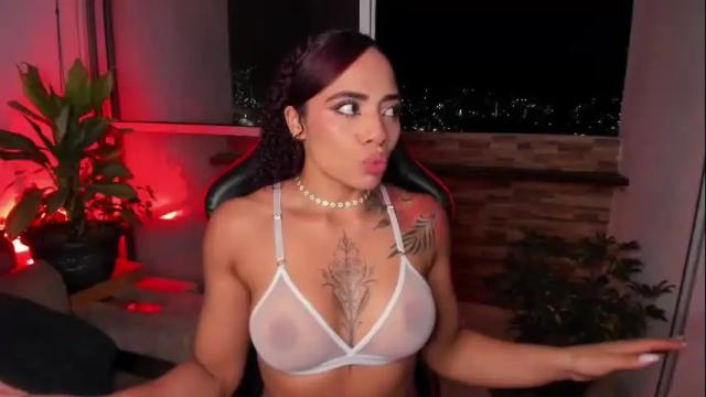 Image 4 of emilyfitness8 Stream on Chaturbate on 1 month ago