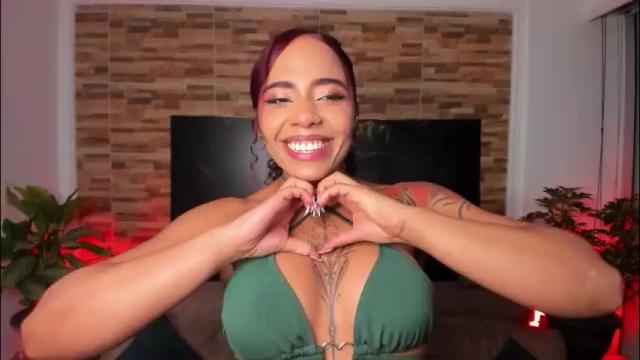 Image 10 of emilyfitness8 Stream on Chaturbate on 1 month ago