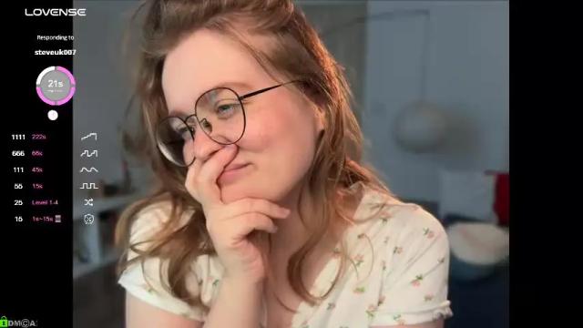 Image 10 of emilyforelsket Stream on Chaturbate on 1 month ago