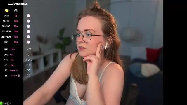 Image 6 of emilyforelsket Stream on Chaturbate on 20 days ago