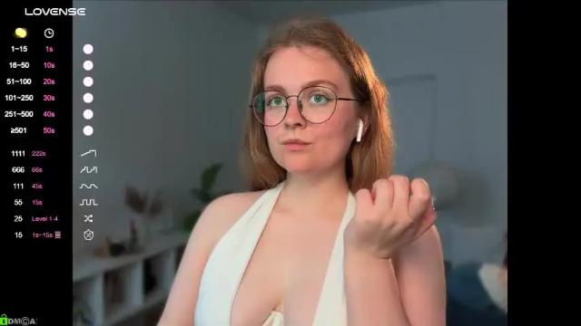 Image 10 of emilyforelsket Stream on Chaturbate on 13 days ago