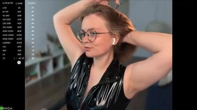 Image 10 of emilyforelsket Stream on Chaturbate on 1 month ago