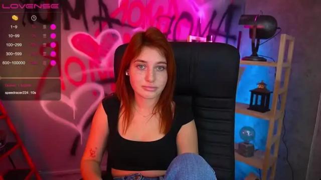 Image 12 of emilyfoxxi Stream on Chaturbate on 14 months ago