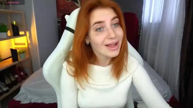 Image 4 of emilyfoxxi Stream on Chaturbate on 2 months ago