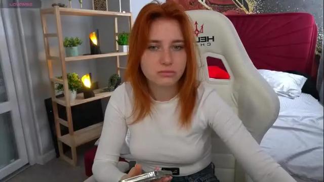 Image 10 of emilyfoxxi Stream on Chaturbate on 1 month ago