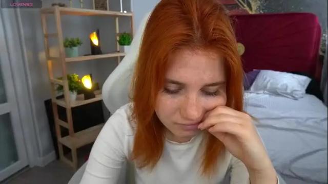 Image 6 of emilyfoxxi Stream on Chaturbate on 1 month ago