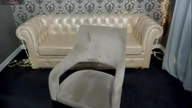 Image 11 of emilyfoxxi Stream on Chaturbate on 1 month ago