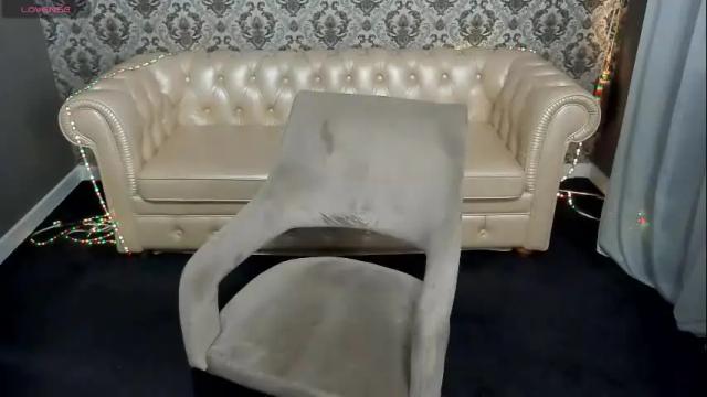 Image 12 of emilyfoxxi Stream on Chaturbate on 1 month ago