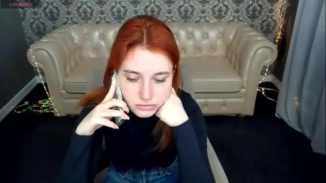 Image 4 of emilyfoxxi Stream on Chaturbate on 1 month ago