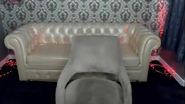 Image 7 of emilyfoxxi Stream on Chaturbate on 1 month ago