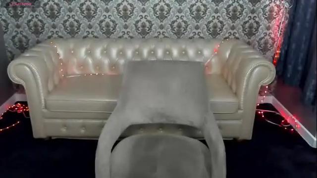 Image 8 of emilyfoxxi Stream on Chaturbate on 1 month ago