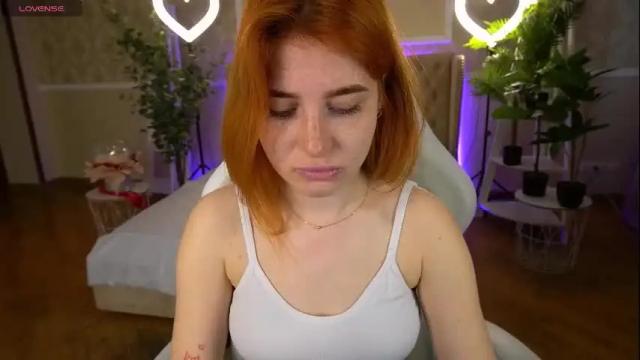 Image 7 of emilyfoxxi Stream on Chaturbate on 1 month ago