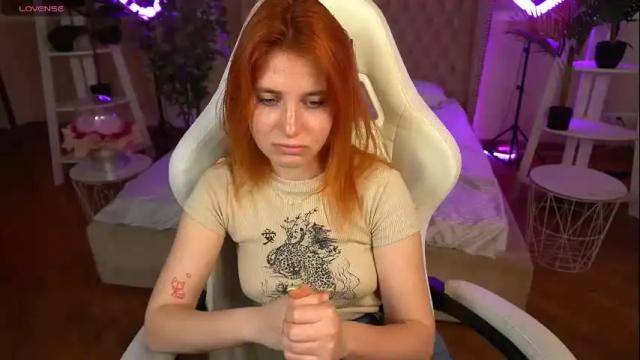 Image 12 of emilyfoxxi Stream on Chaturbate on 14 days ago