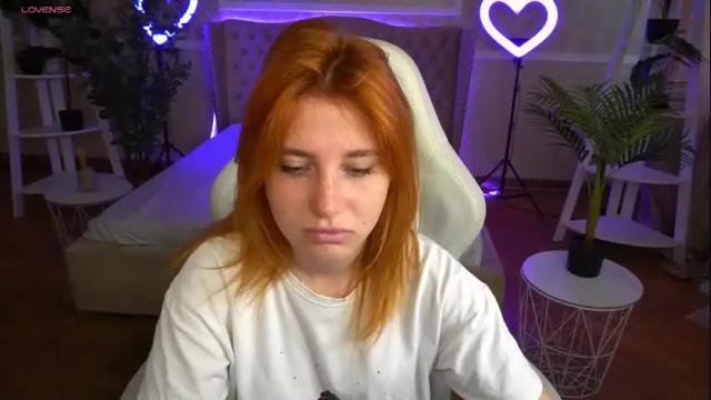 Image 2 of emilyfoxxi Stream on Chaturbate on 11 days ago