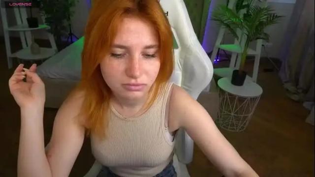 Image 7 of emilyfoxxi Stream on Chaturbate on 11 days ago