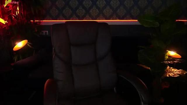Image 4 of emilyfoxxi Stream on Chaturbate on 3 days ago