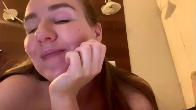 Image 2 of emilygibbes Stream on Chaturbate on 1 month ago