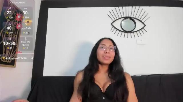 Image 12 of emilygomezz Stream on Chaturbate on 14 hours ago