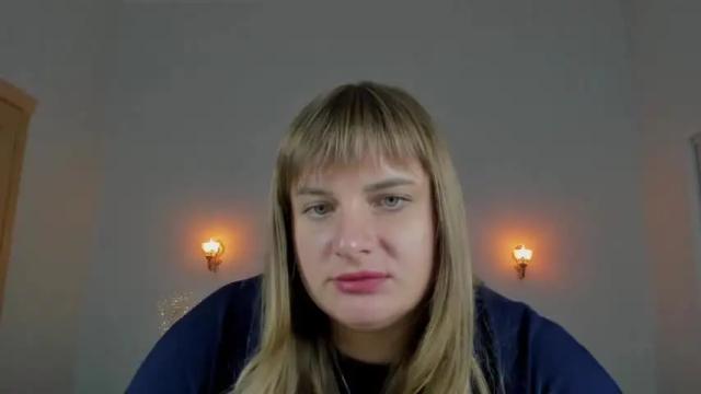 Image 11 of emilygreenn Stream on Chaturbate on 20 months ago