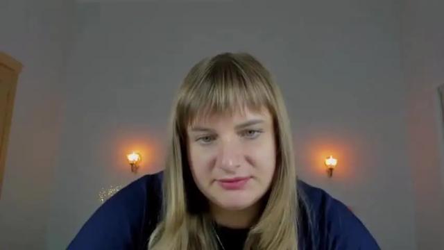 Image 12 of emilygreenn Stream on Chaturbate on 20 months ago