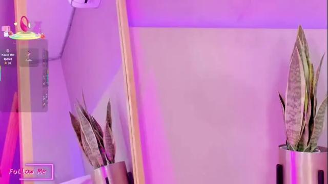 Image 2 of emilyh_ Stream on Chaturbate on 1 month ago