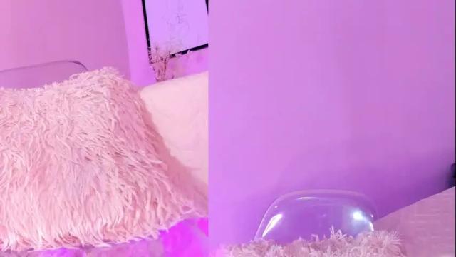 Image 4 of emilyh_ Stream on Chaturbate on 1 month ago