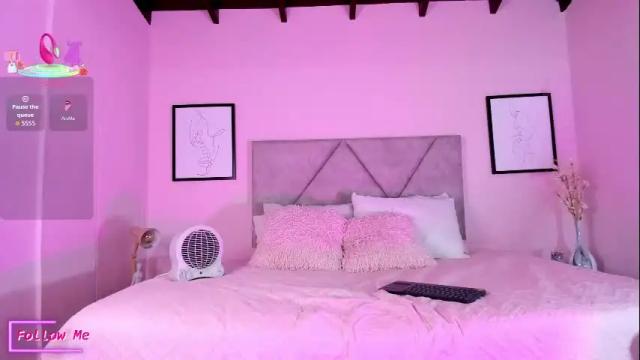 Image 12 of emilyh_ Stream on Chaturbate on 26 days ago