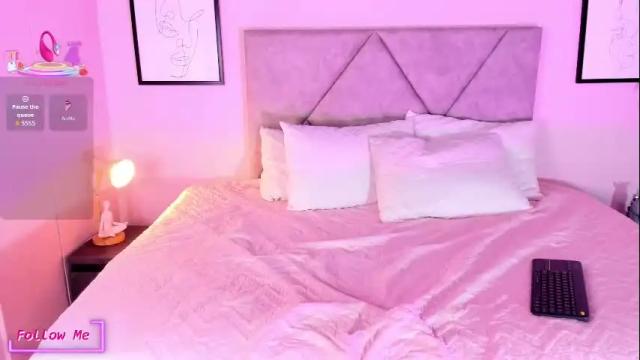 Image 11 of emilyh_ Stream on Chaturbate on 24 days ago