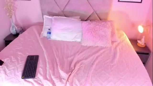 Thumbnail 2, emilyh_'s Stream at Chaturbate, 23 days ago