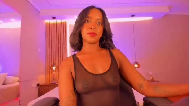 Image 2 of emilyhaan_ Stream on Chaturbate on 2 months ago