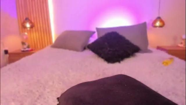 Image 3 of emilyhaan_ Stream on Chaturbate on 11 days ago