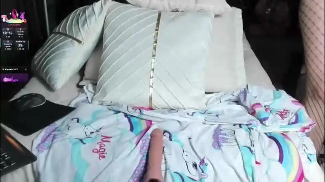 Image 7 of emilyjhonson_1 Stream on Chaturbate on 1 month ago