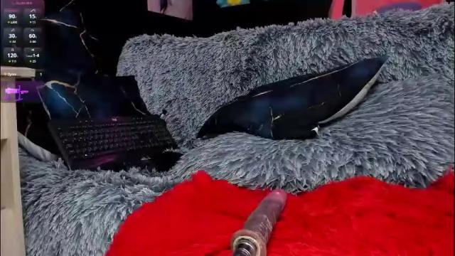 Image 7 of emilyjhonson_1 Stream on Chaturbate on 2 months ago