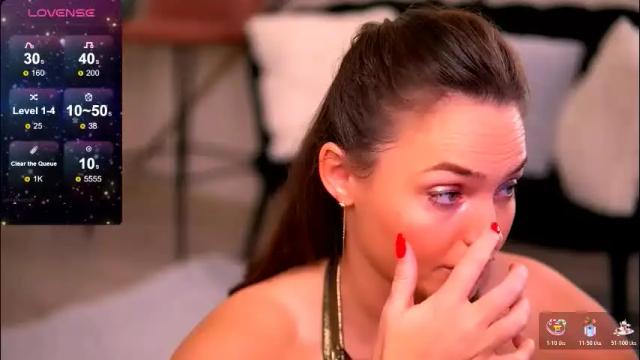 Image 7 of emilyjuarez Stream on Chaturbate on 1 month ago