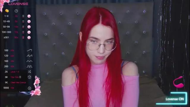 Image 10 of emilykents Stream on Chaturbate on 2 months ago