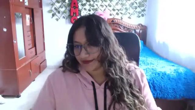 Image 7 of emilylove14 Stream on Chaturbate on 8 months ago