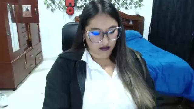 Image 6 of emilylove14 Stream on Chaturbate on 16 months ago
