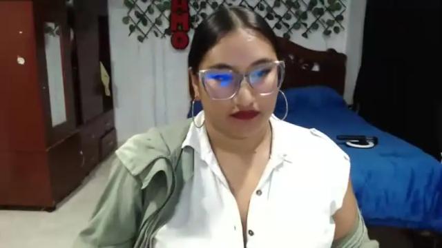 Image 10 of emilylove14 Stream on Chaturbate on 16 months ago