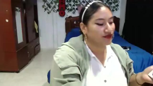 Image 3 of emilylove14 Stream on Chaturbate on 16 months ago