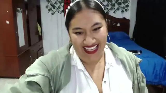 Image 4 of emilylove14 Stream on Chaturbate on 16 months ago